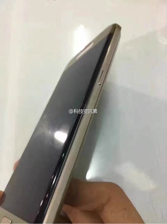ro ri hinh anh cum camera kep y het iphone 7 plus tren samsung galaxy s8 trong kha kho tin