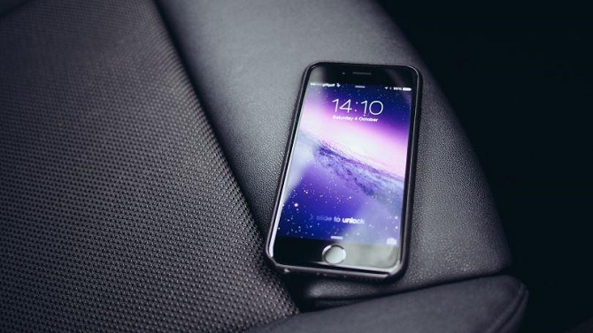 apple dat mua 160 trieu tam nen man hinh oled tu samsung