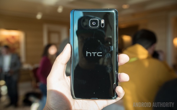 htc chi gioi thieu 6 hoac 7 chiec smartphone trong nam nay tap trung vao loi nhuan thay vi doanh thu