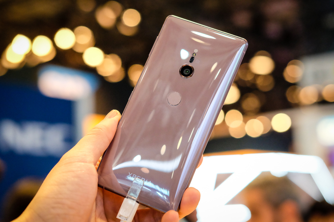 xperia xz2 smartphone phong cach moi cua sony