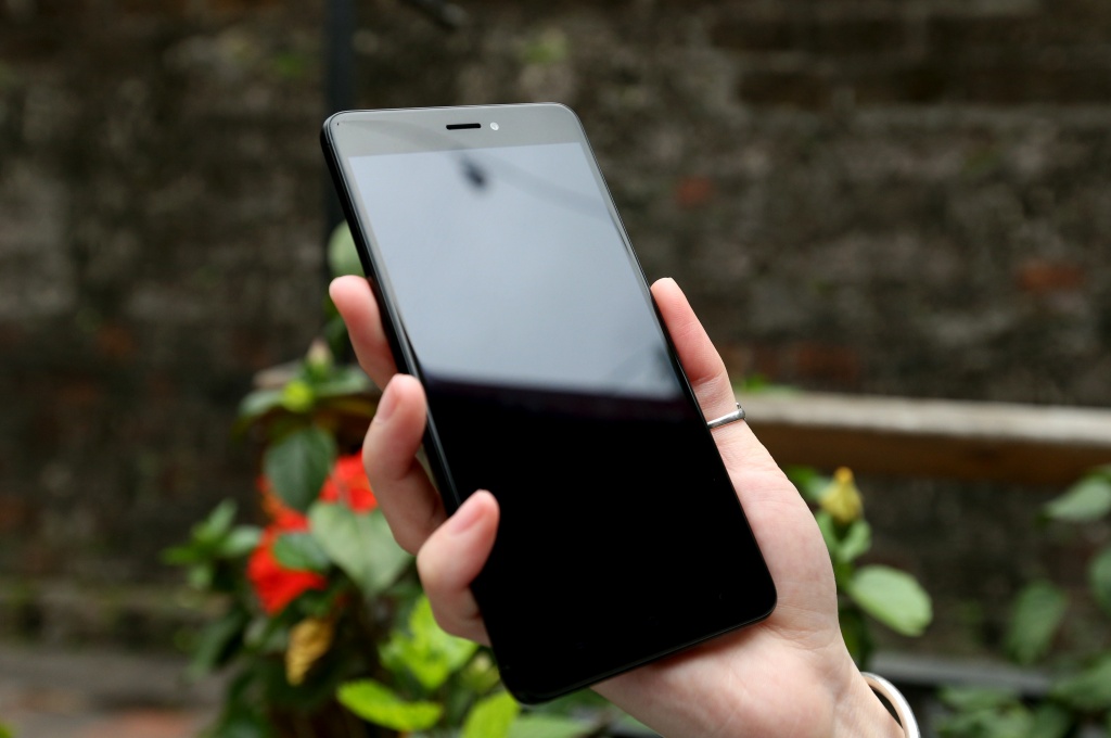 redmi note 4x phablet cau hinh tot trong tam gia 4 trieu dong