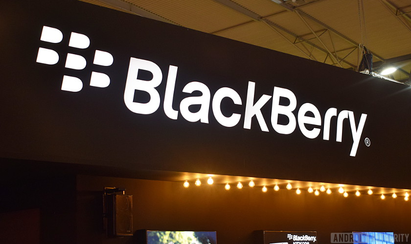 blackberry kien facebook danh cap tai san tri tue