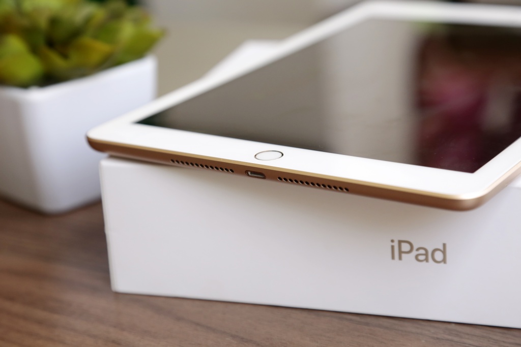 dap hop mau may tinh bang ke nhiem ipad air 2