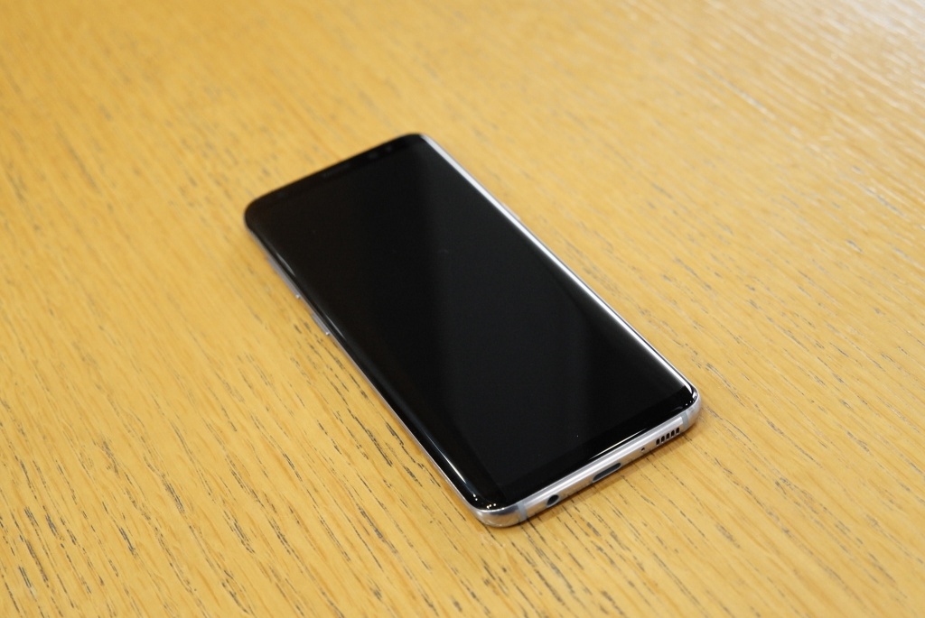 galaxy s8 xach tay tai viet nam gia 17 trieu dong