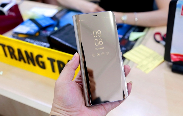 nhieu nguoi rao ban galaxy s8 gia re sau vai ngay