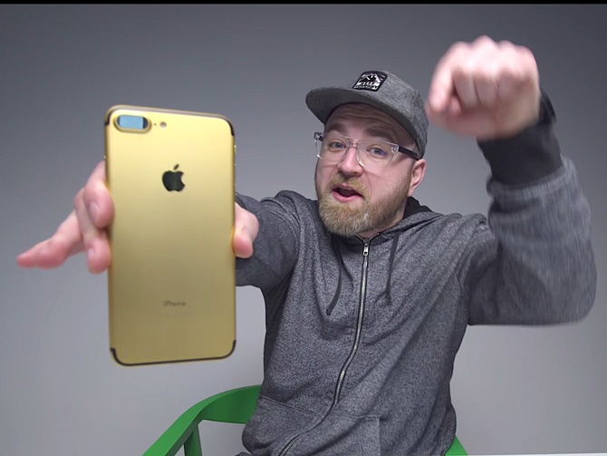 goldman sachs iphone 8 se co gia 1000 usd