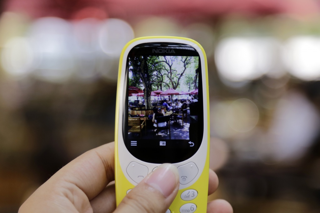 dap hop nokia 3310 moi hoai co nhung thieu chat 3310