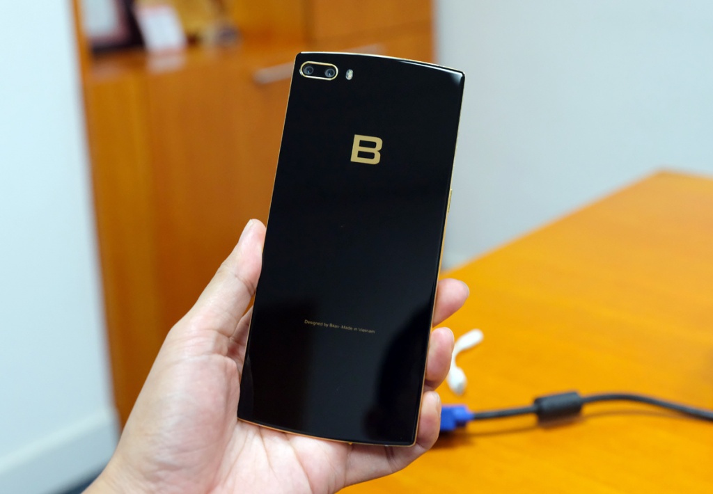 bphone gold 2017 cao cap lo dien