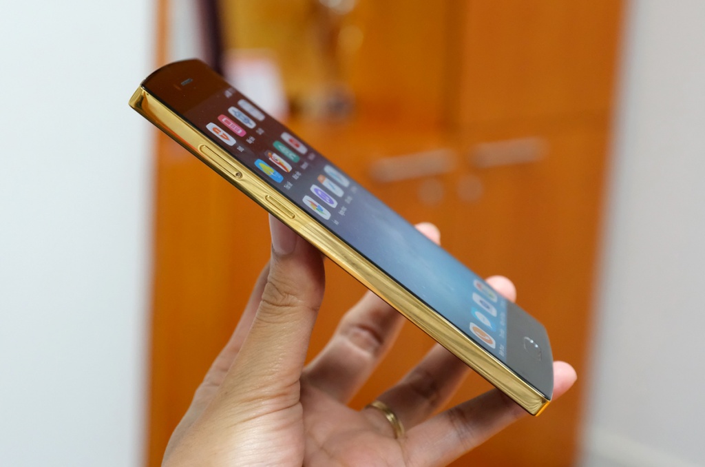 bphone gold 2017 cao cap lo dien