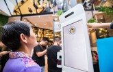 Thanh toán hóa đơn bằng cách cười trước camera