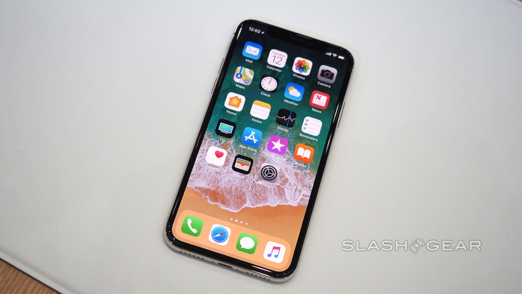 anh thuc te iphone x smartphone ky niem 10 nam cua apple