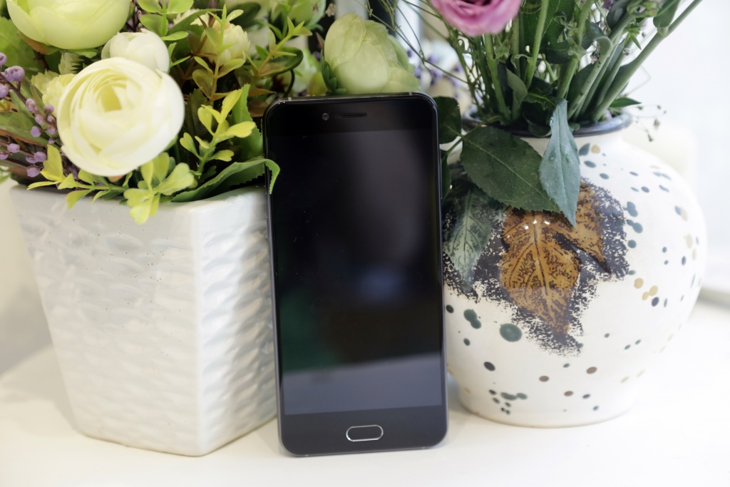 danh gia bphone 2017 tot hon qua tung lan nang cap