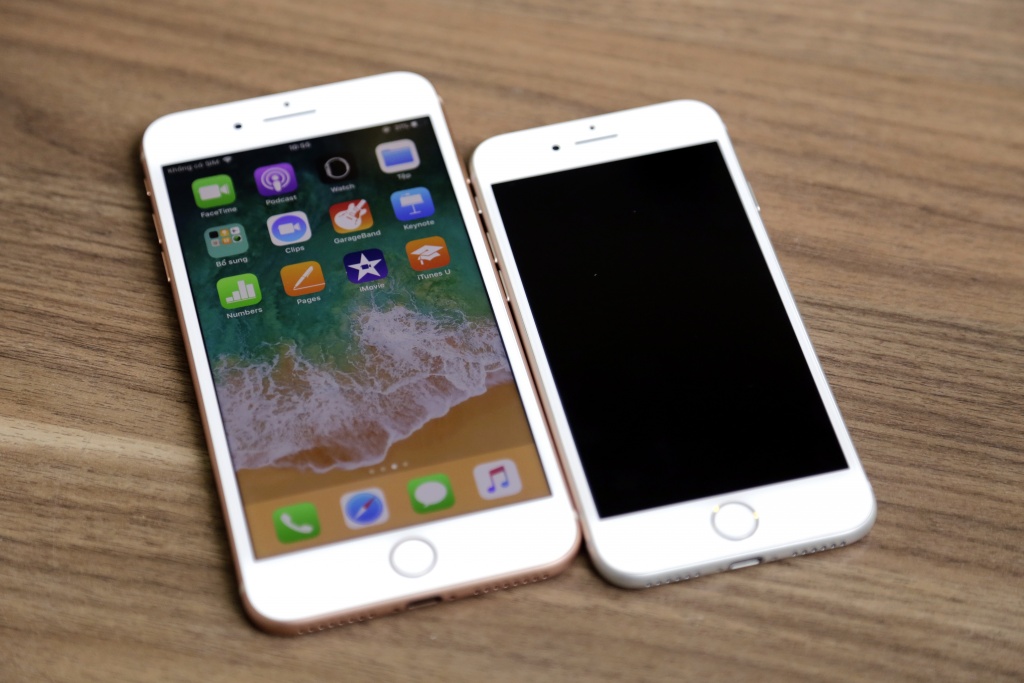 anh thuc te iphone 8 va 8 plus binh cu ruou moi cua apple