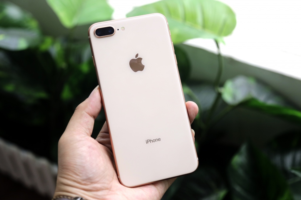 anh thuc te iphone 8 va 8 plus binh cu ruou moi cua apple