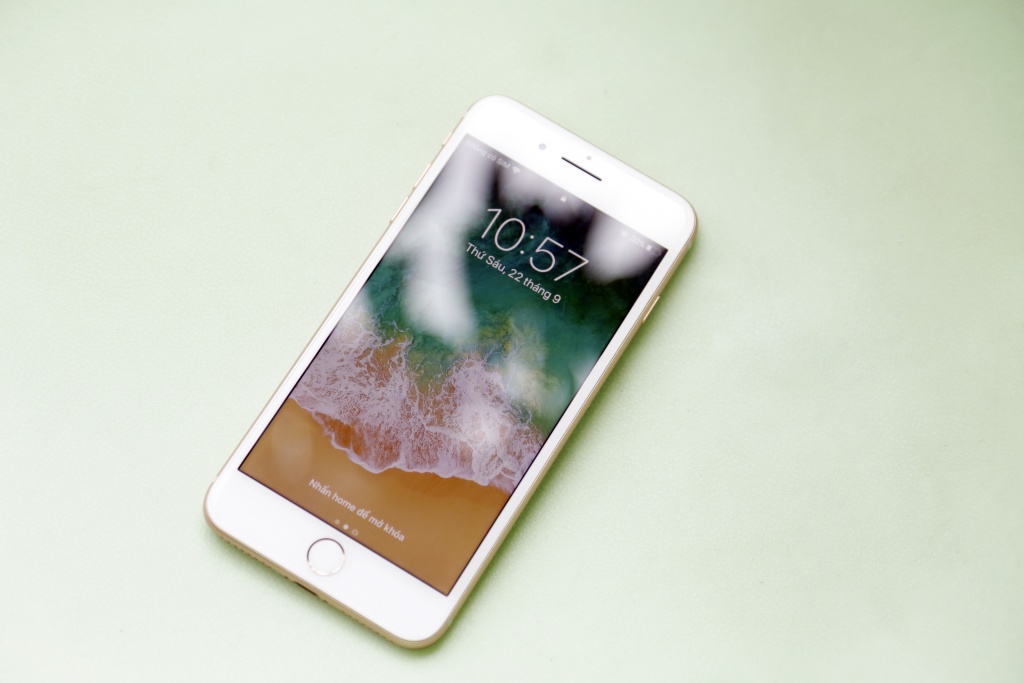 anh thuc te iphone 8 va 8 plus binh cu ruou moi cua apple