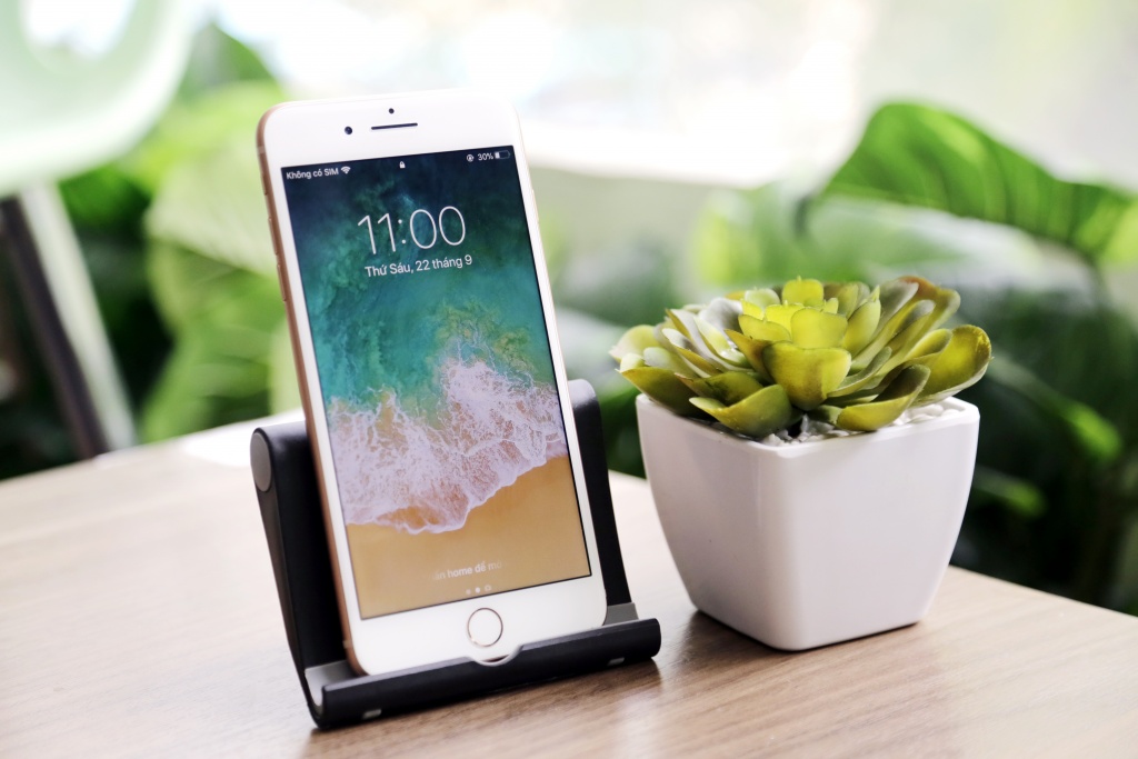 anh thuc te iphone 8 va 8 plus binh cu ruou moi cua apple