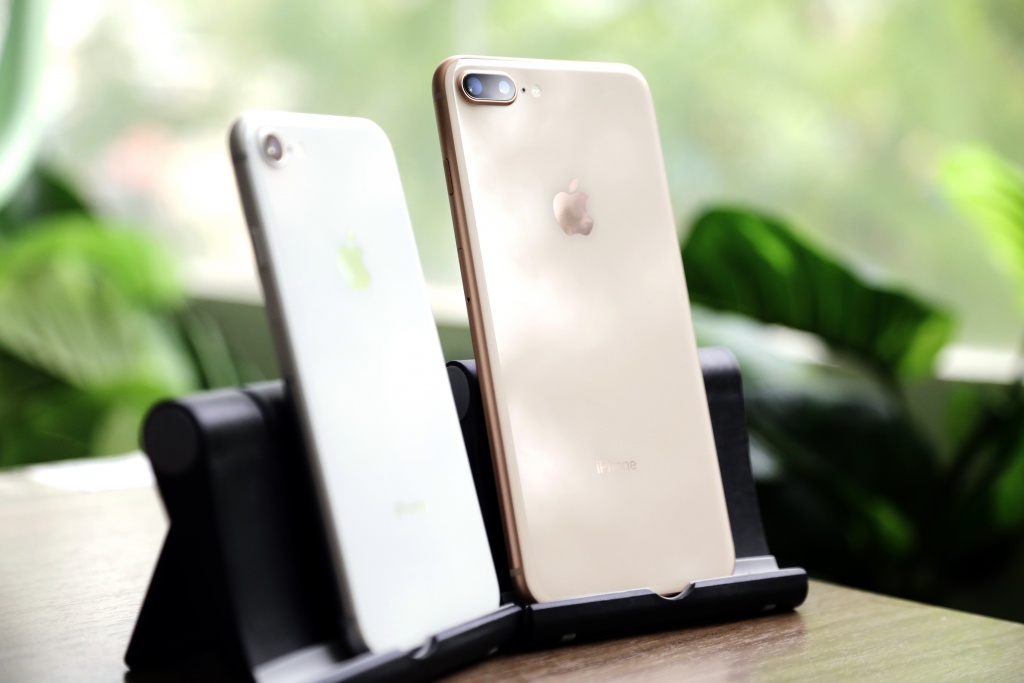 anh thuc te iphone 8 va 8 plus binh cu ruou moi cua apple