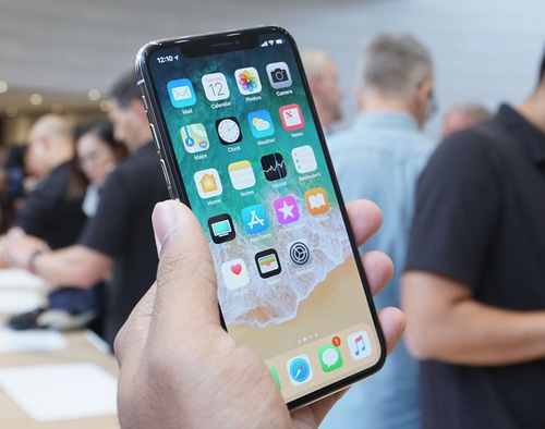 iphone x se khan hang den thang 3 nam sau
