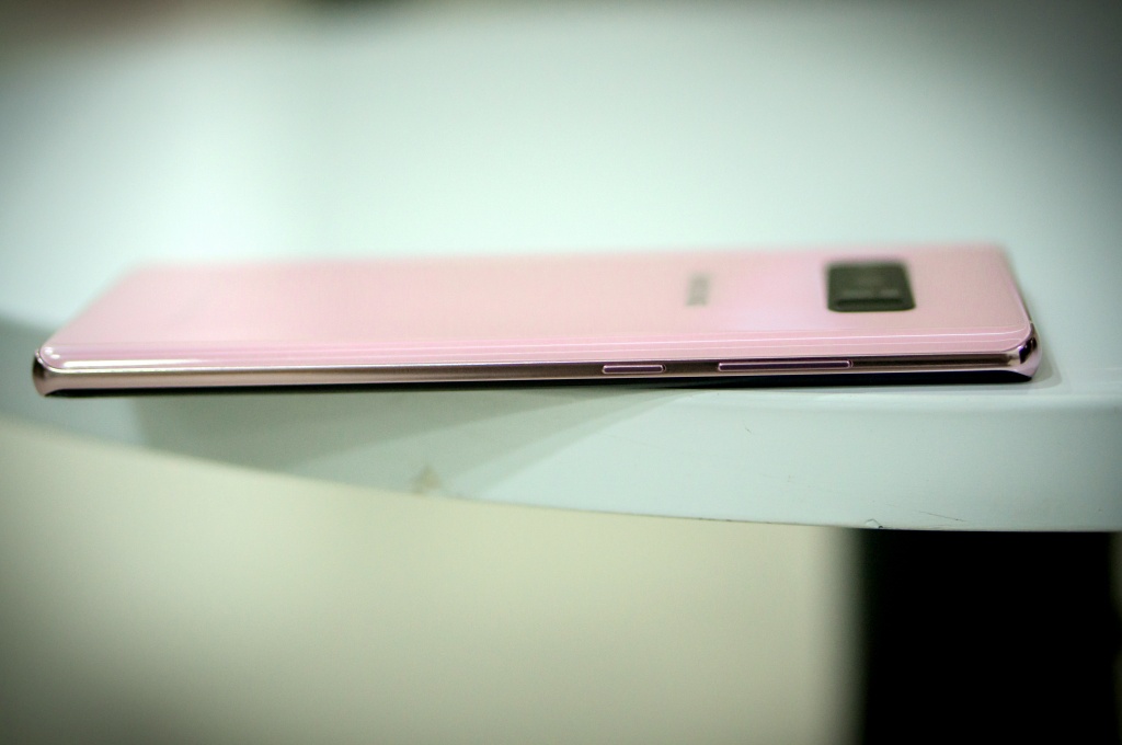 galaxy note8 mau hong anh dao ve viet nam