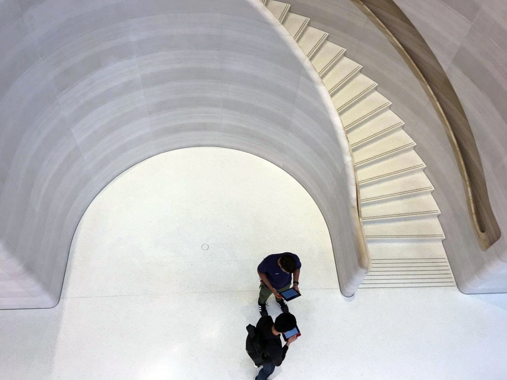Bên trong Apple Store đường Orchard, nơi hàng trăm người đợi mua iPhone X ben trong apple store duong orchard noi hang tram nguoi doi mua iphone x