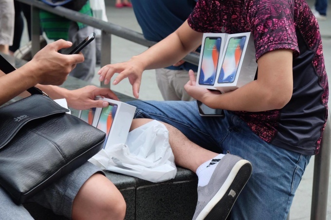 iphone x ve viet nam gia bien dong theo gio