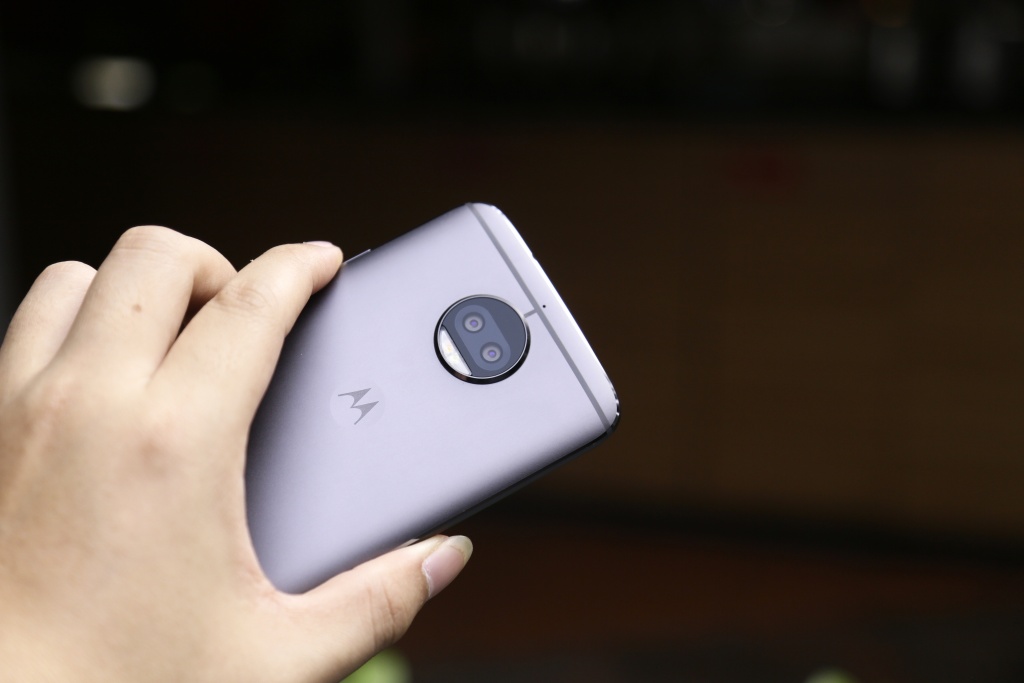 moto g5s plus mau may tam trung cung cap ben bi