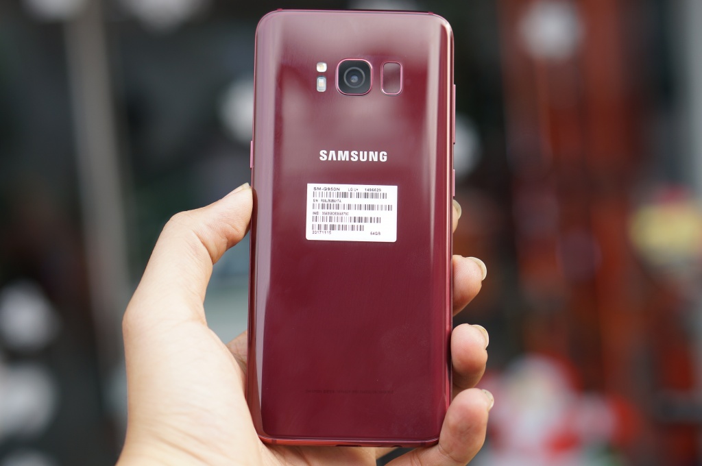can canh samsung galaxy s8 burgundy red moi ve viet nam