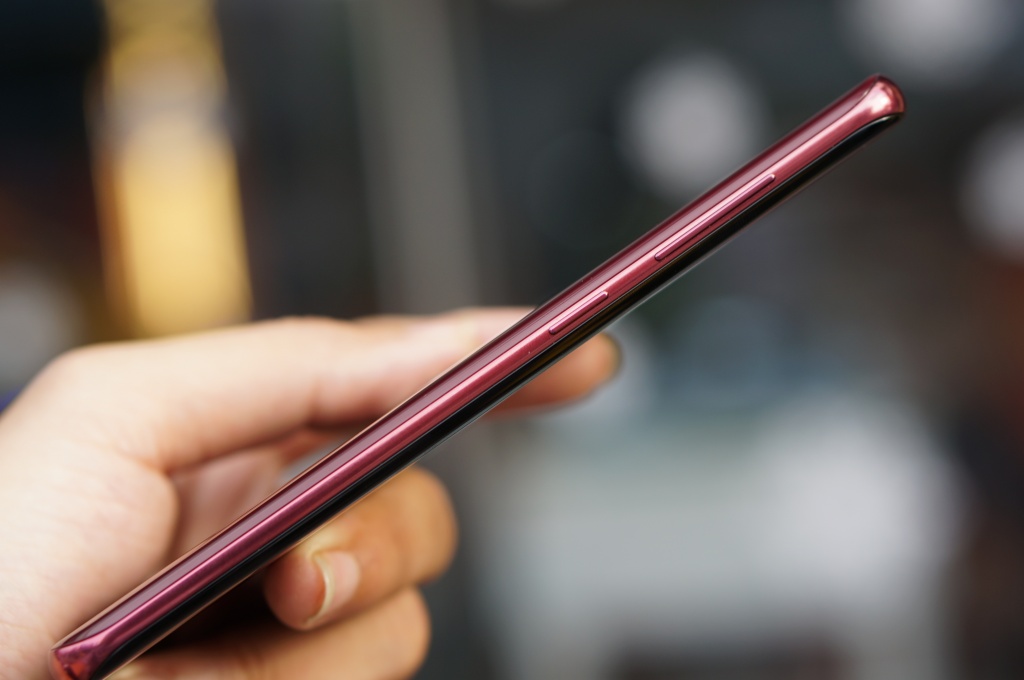 can canh samsung galaxy s8 burgundy red moi ve viet nam