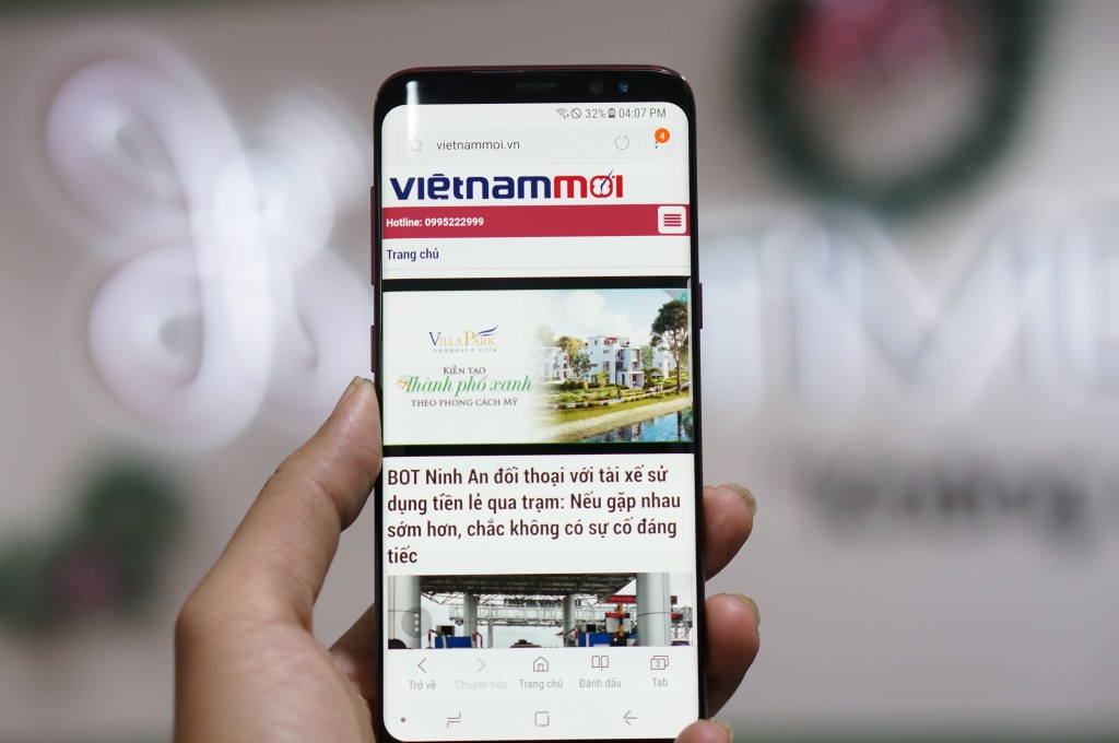 can canh samsung galaxy s8 burgundy red moi ve viet nam
