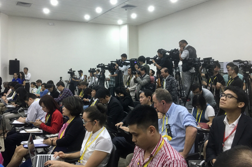 google va facebook buoc dau da hop tac tich cuc voi viet nam