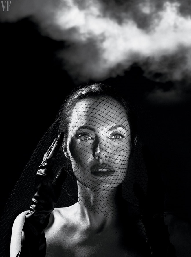 angelina jolie chieu tro hay su that