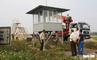 nam sinh dot nhap vao may bay tung dieu tri tam than do su dung ma tuy