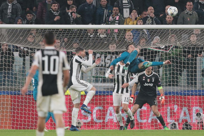 ronaldo lap ky luc khong tuong nhu sieu nhan sau khi giup real madrid huy diet juventus
