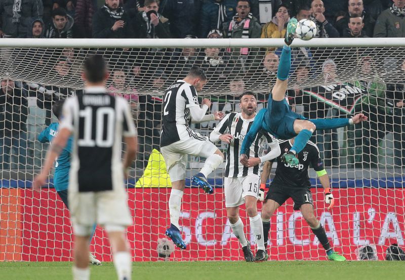 ronaldo lap ky luc khong tuong nhu sieu nhan sau khi giup real madrid huy diet juventus