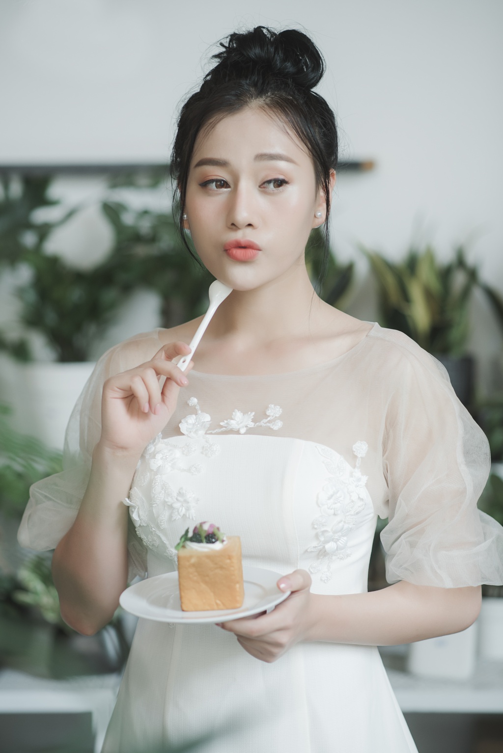 quynh bup be phuong oanh tung bo anh mong mo nhu gai 18