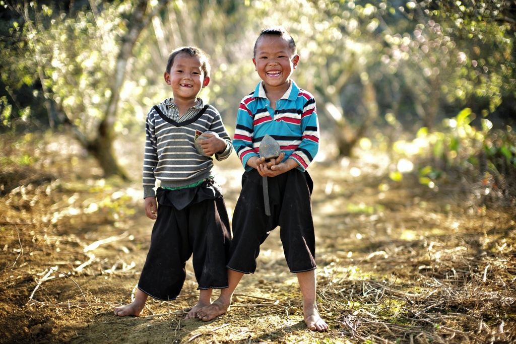 hai nhiep anh gia hai thinh va viet thanh dem hinh anh viet nam den chau au