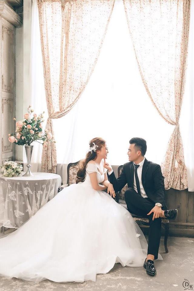 tan qua facebook tuyen thu ngo hoang thinh cuoi duoc nguoi con gai dat tay nguyen