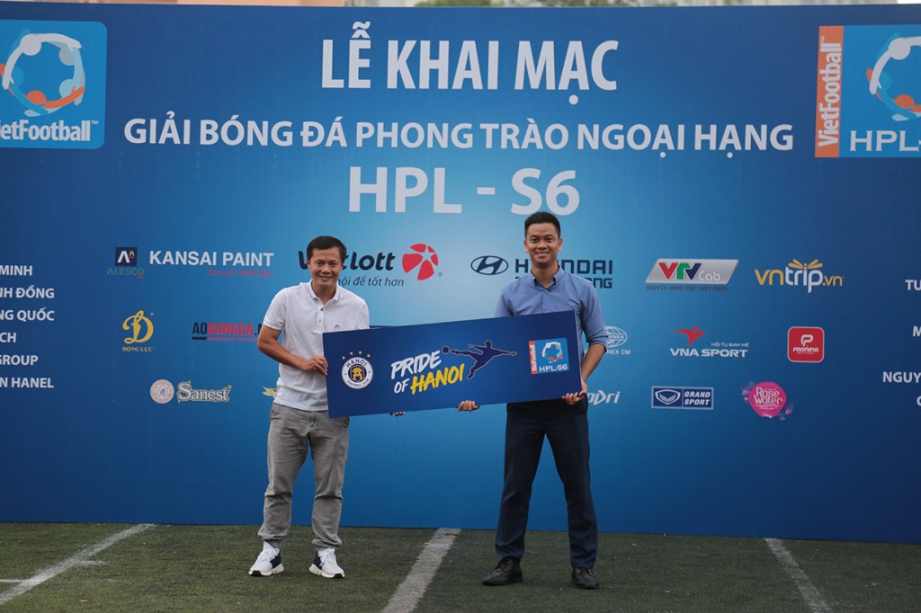 van minh da bai cuong quoc trong ngay khai mac hpl s6 day cam xuc