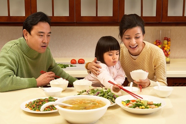 me phap khong nai ni con an them cung khong vo tay khi con an het