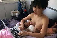me 9x chia se kinh nghiem vua cho con bu vua hut sua tru chat nich tu dong