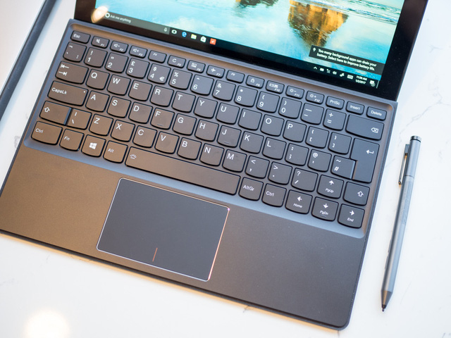 lenovo trinh lang miix 720 thach thuc surface pro cua microsoft