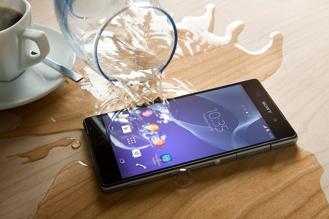 ban da thuc su hieu het ve khai niem smartphone chong nuoc hay chua
