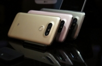 lg g6 lo anh thuc te co mau den bong