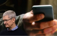 nhieu nguoi dung than phien iphone 7 den mo rat de troc son