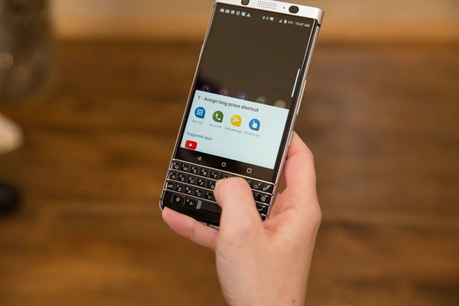 co ba smartphone blackberry xuat hien trong nam 2017