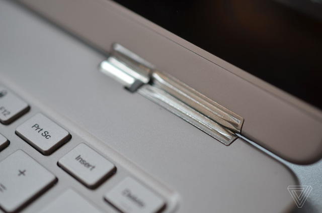 can canh porsche design book one su thay the tuyet voi cho surface book
