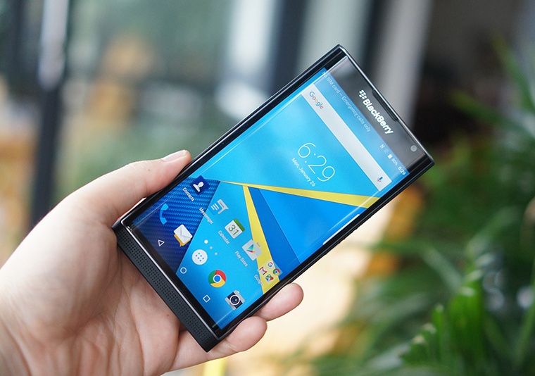 3 smartphone mat gia hon chuc trieu dong chi sau 1 nam