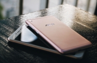 asus chuan bi tung 5 mau zenfone 4 ra thi truong
