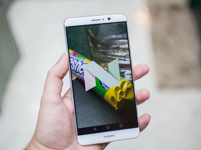 6 smartphone pin trau dau bang hien nay