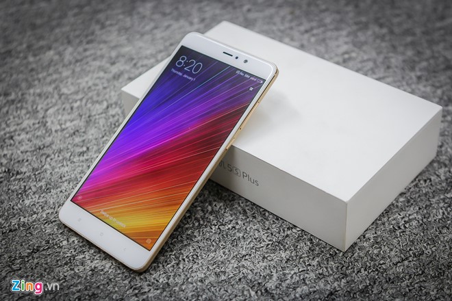 xiaomi mi 5s plus dau tien ve viet nam gia hon 10 trieu